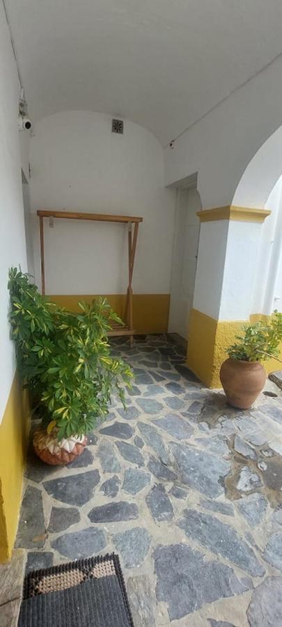 Guesthouse Da Vila Mourão Eksteriør bilde